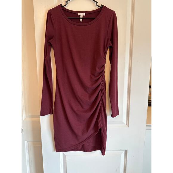 💃 Leith Ruched Bodycon Dress | Small | Maroon | Long Sleeve Tulip Hem - Picture 2 of 6